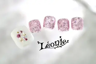 ネイル Leonie やまざきのネイルデザイン