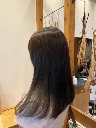 カラー 高山 桃子のヘアスタイル