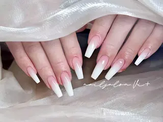 ネイル ✨Nailsalon Vi+✨のネイルデザイン