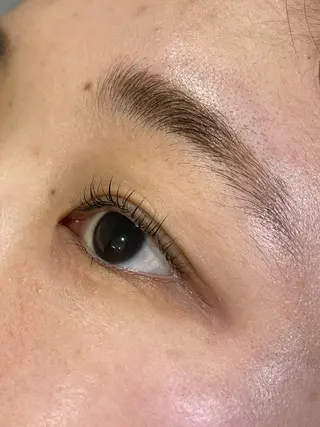 マツエク・マツパ 井上 真里奈のヘアスタイル