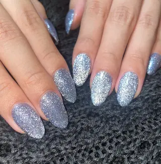 ネイル ふくもと .のネイルデザイン