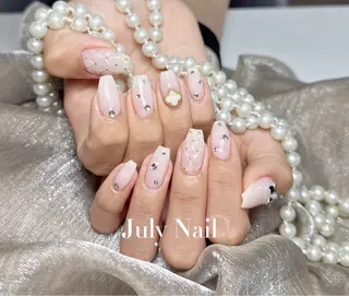 ネイル July Nail練習モデルのネイルデザイン