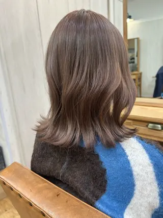 ミディアム 赤みゼロカラー 藤並純のヘアスタイル