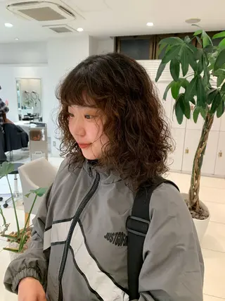 ロング 金澤 夏海のヘアスタイル
