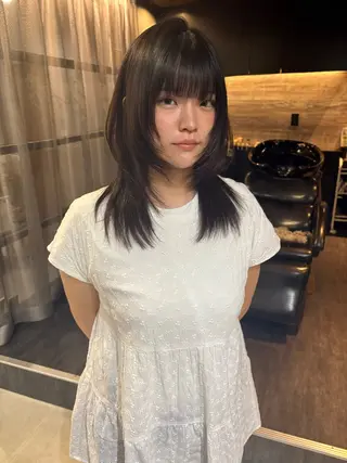 セミロング レイヤーカット/韓国 /艶髪/ダブルカラーのヘアスタイル
