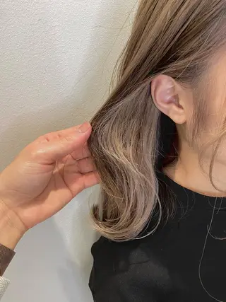 セミロング カラー ブリーチ koheiのヘアスタイル