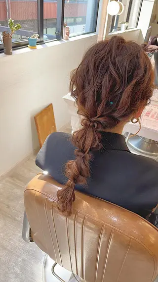 セミロング ヘアアレンジ シールエクステ横浜 🐏☁️miminaのヘアスタイル