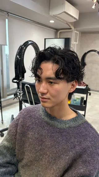 ミディアム パーマ メンズ 高橋 周のヘアスタイル