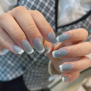 セミロング pllia beautyのネイルデザイン