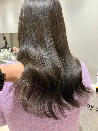 ロング カラー サキ🤍ハイトーン 🩰くびれ巻きヘアのヘアスタイル
