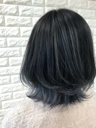 ミディアム カラー 盛れるレイヤーカット 得意🌹井上美沙のヘアスタイル