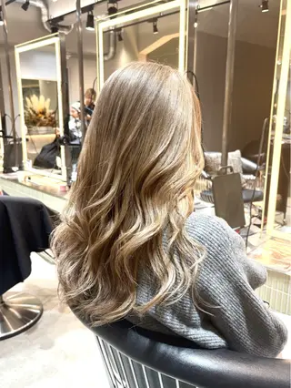 ロング 🩵縮毛矯正/ブリー チ/髪質改善/いつかのヘアスタイル