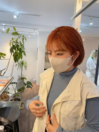 ショート カラー 高橋 愛美のヘアスタイル