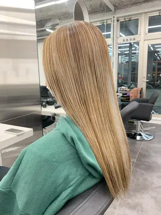 ミディアム カラー 店長担当🌟 矢吹ガブリエル🌟のヘアスタイル