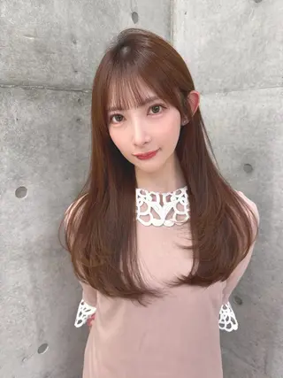 セミロング カラー shion 透明感カラーのヘアスタイル