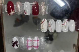 ミディアム ネイルサロン CoCo(ココ)のネイルデザイン