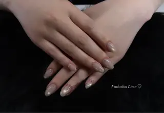 ネイル 𝐋𝐢𝐞𝐬𝐞 𝐘𝐔𝐈のネイルデザイン