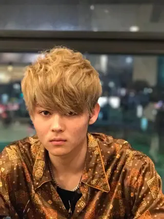 ショート カラー メンズ 似合わせ/代表 髪質改善/山田将大のヘアスタイル