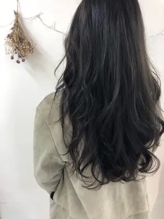 ロング カラー タナカ タクヤのヘアスタイル