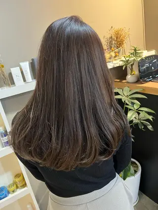 ロング カラー ヘアアレンジ キッズ ネイル マツエク・マツパ アイブロウ 透明感カラー🤎 ゆりのヘアスタイル