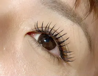 マツエク・マツパ 松岡 彩の眉毛・アイブロウイメージ