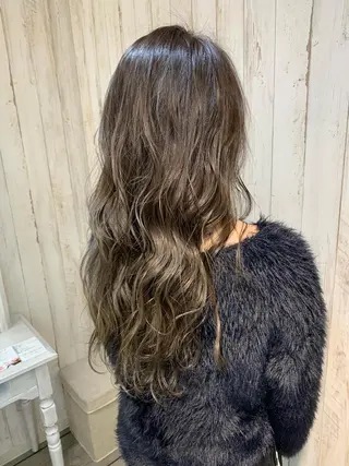 ロング カラー 心斎橋韓国ボブ 好原良真のヘアスタイル
