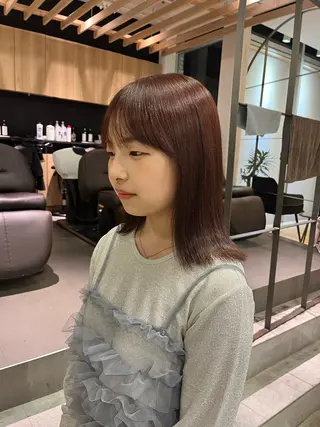 ミディアム カラー 森山 葵のヘアスタイル