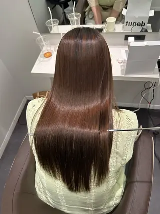 セミロング カラー 美髪特化✨ 伊織✨縮毛矯正✨のヘアスタイル