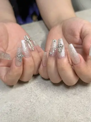ネイル ネイルルーム チャームのネイルデザイン