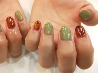 ネイル はばすみれ🎀ﾈｲﾙ 光ﾌｪｲｼｬﾙ ﾍｱのネイルデザイン