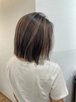 ミディアム カラー YUI/ ブリーチカラー🌷のヘアスタイル