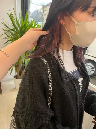 ミディアム イタヤ マイカのヘアスタイル