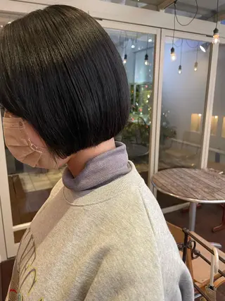 ショート ヘアアレンジ 抜け感ボブ×パーマ |kazaneのヘアスタイル