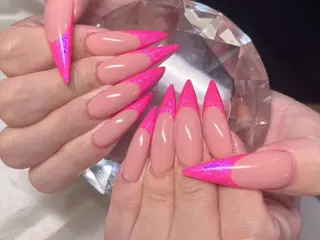 ネイル マツエク・マツパ アイブロウ Nail&eye Belire 新宿のネイルデザイン