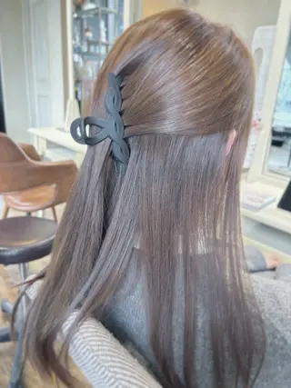 カラー 遠藤 優里のヘアスタイル