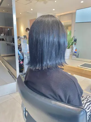 ショート カラー ヘアアレンジ 赤み消しグレージュ 🫒ｒｅｏｎのヘアスタイル