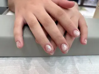 ネイル 小澤 梨奈のネイルデザイン