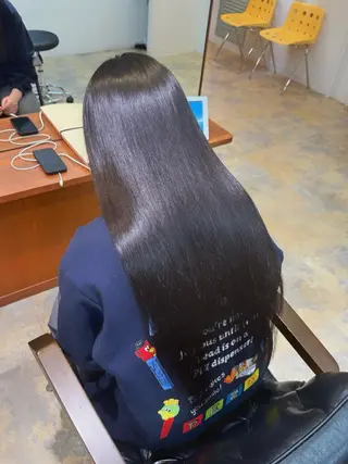ロング レイヤーカット 縮毛矯正 高杉颯汰のヘアスタイル