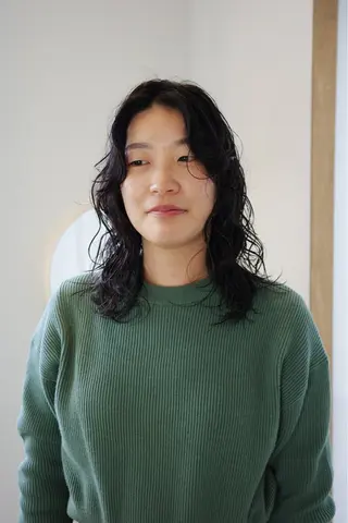 ミディアム パーマ ミディアムパーマ /癖毛パーマのヘアスタイル