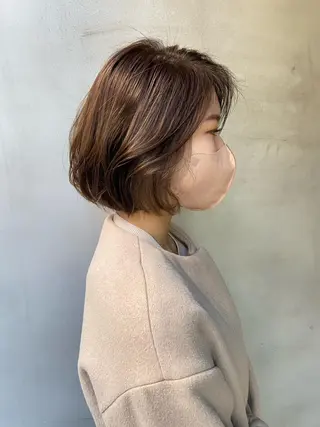 ショート カラー shiori ﾍﾞｰｼﾞｭｶﾗｰのヘアスタイル