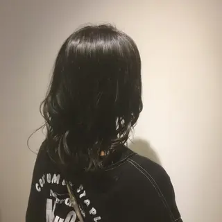 セミロング カラー しのはら まどかのヘアスタイル