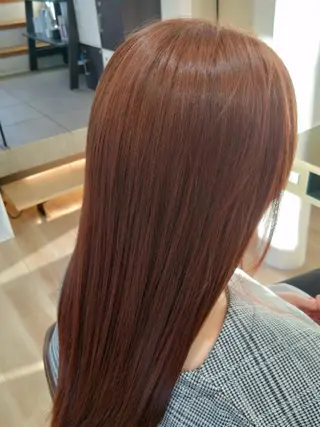 カラー 砂田 沙樹のヘアスタイル