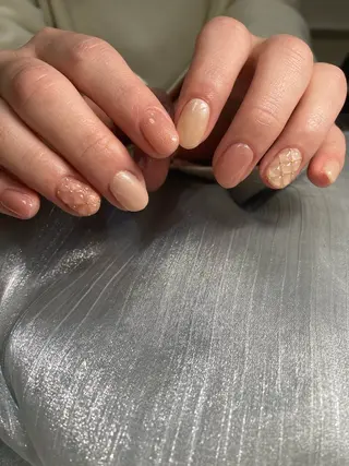 ネイル かおる KAORUのネイルデザイン
