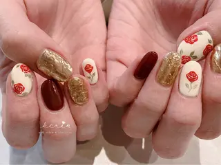 ネイル ecrinエクラン kana🌺のネイルデザイン