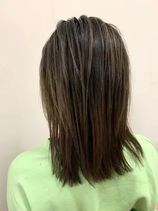 ミディアム &SONS 小林亨のヘアスタイル