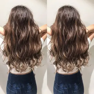 ロング カラー 三鷹で1番ショート ボブをカットする新谷のヘアスタイル