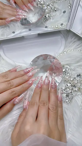 ネイル Mio_ Noiranailのネイルデザイン