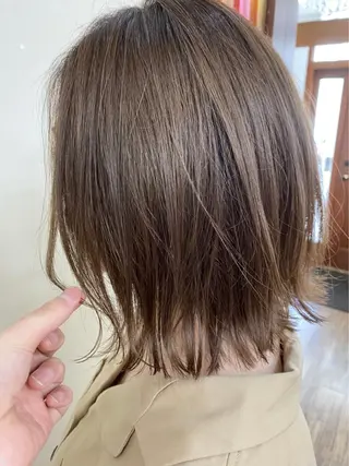 カラー SALOWIN栄 高須大貴のヘアスタイル