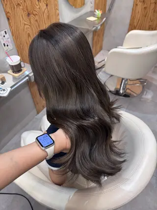ロング カラー ハイトーン縮毛/縮毛 なーな🎀🤍のヘアスタイル
