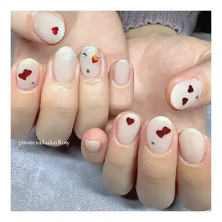 ネイル 🌹 𝕄𝕒𝕚のネイルデザイン